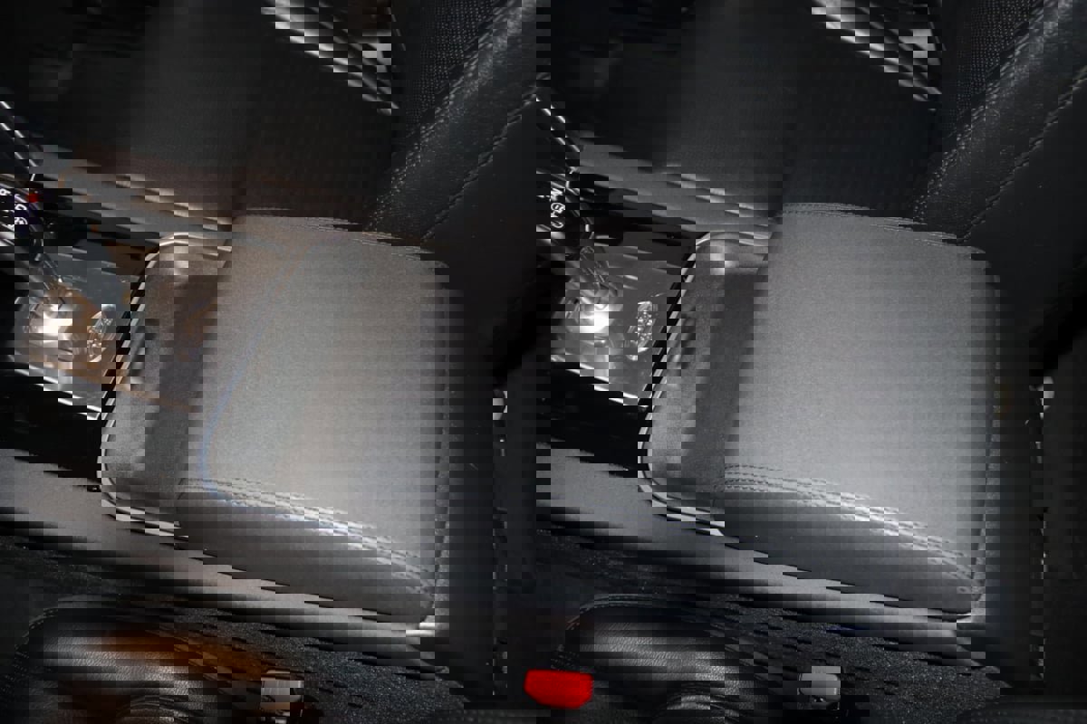 Used 2020 Land Rover Discovery Sport S image 44