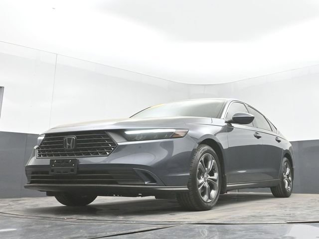 Used 2023 Honda Accord EX image 29