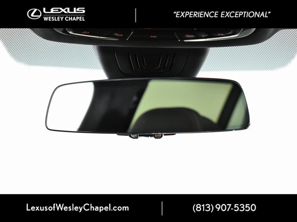 Used 2022 BMW X7 M50i w/ Luxury Seating Package image 38