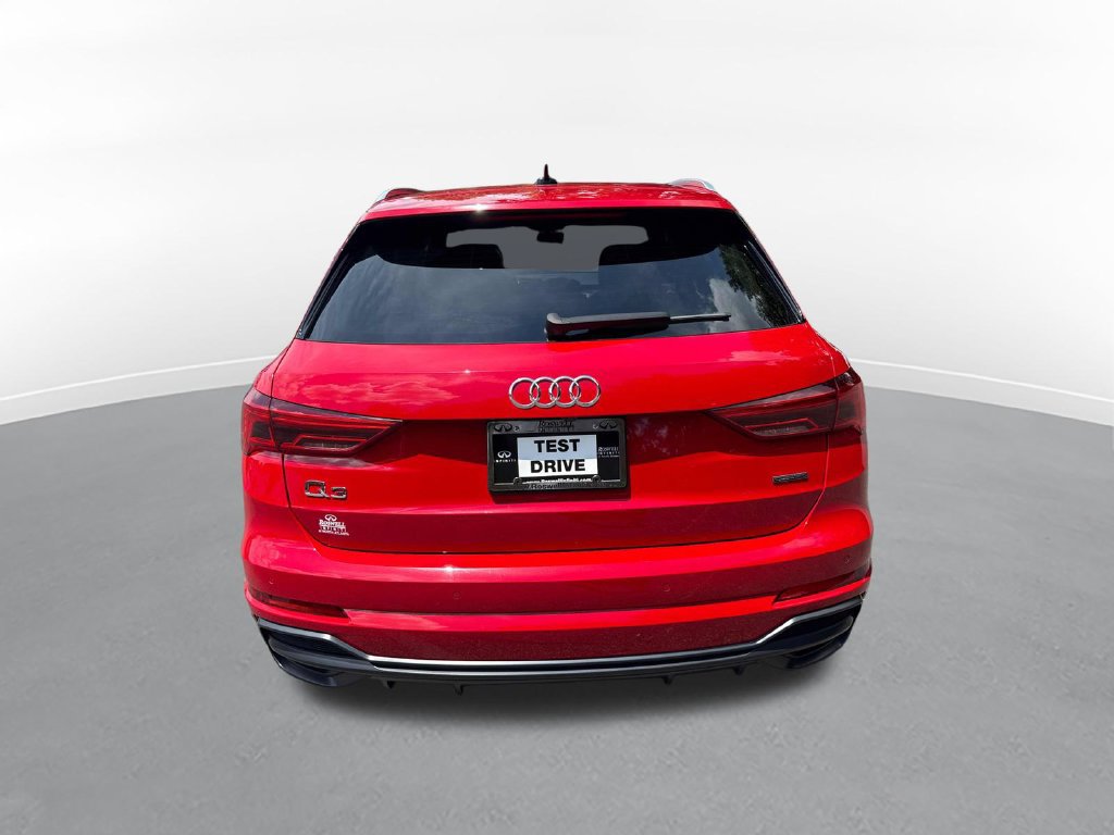 Used 2022 Audi Q3 2.0T Premium Plus w/ Premium Plus Package AWD/4WD image 7