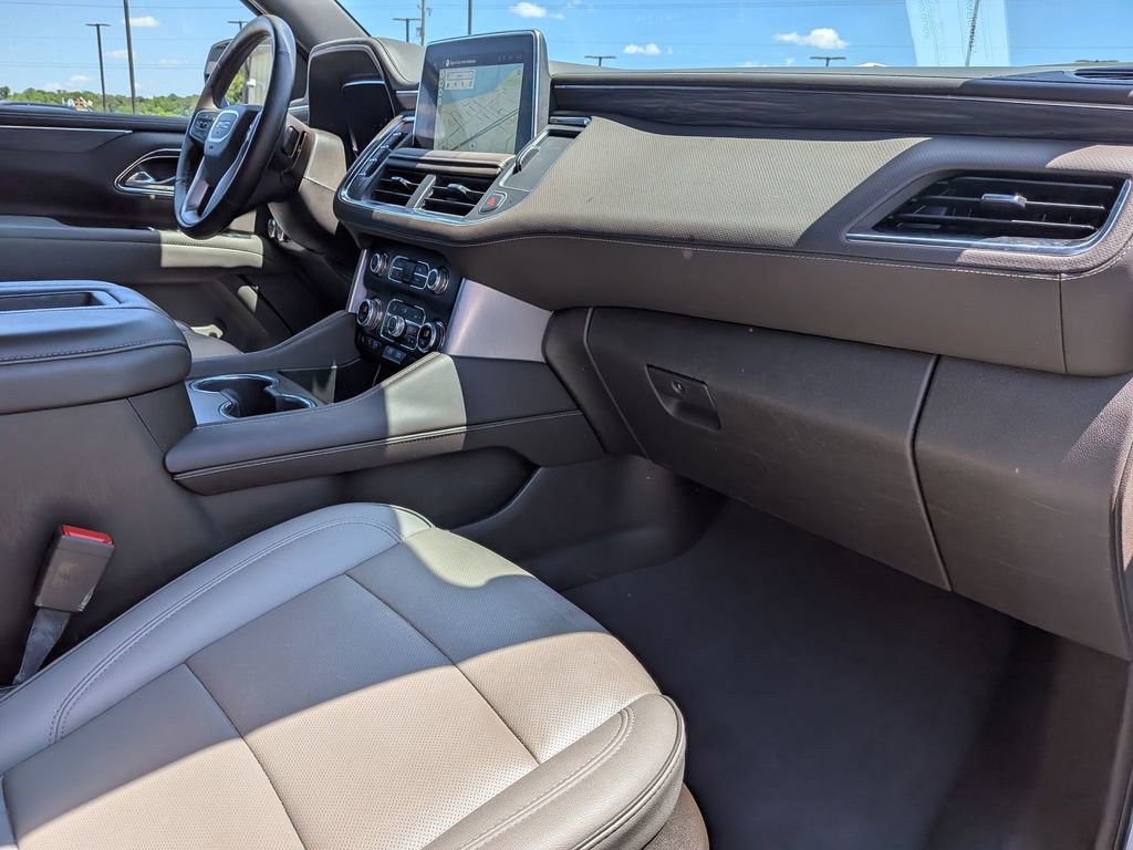 Certified 2024 GMC Yukon SLT w/ SLT Luxury Package AWD/4WD image 29