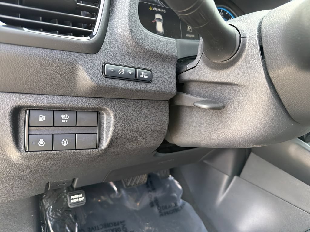 Used 2022 Nissan Leaf SV FWD image 20