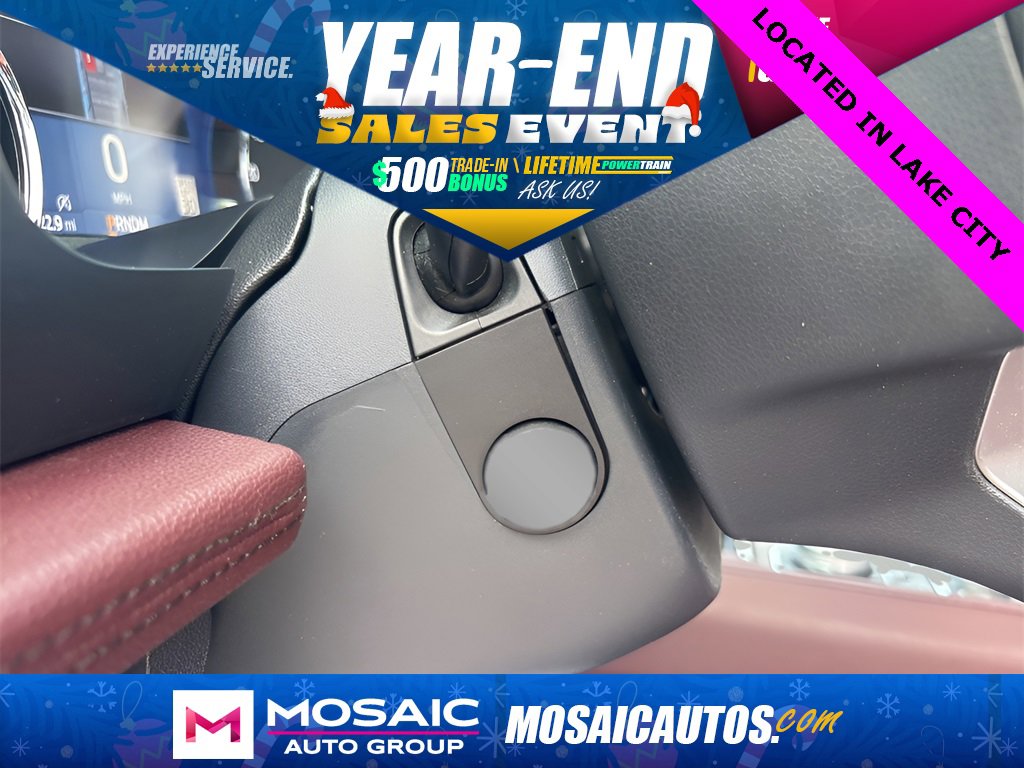 Used 2024 Ford Expedition Max Limited image 32