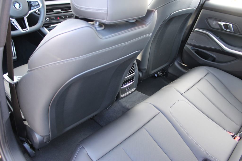 New 2026 BMW 330i xDrive Sedan w/ M Sport Package image 46
