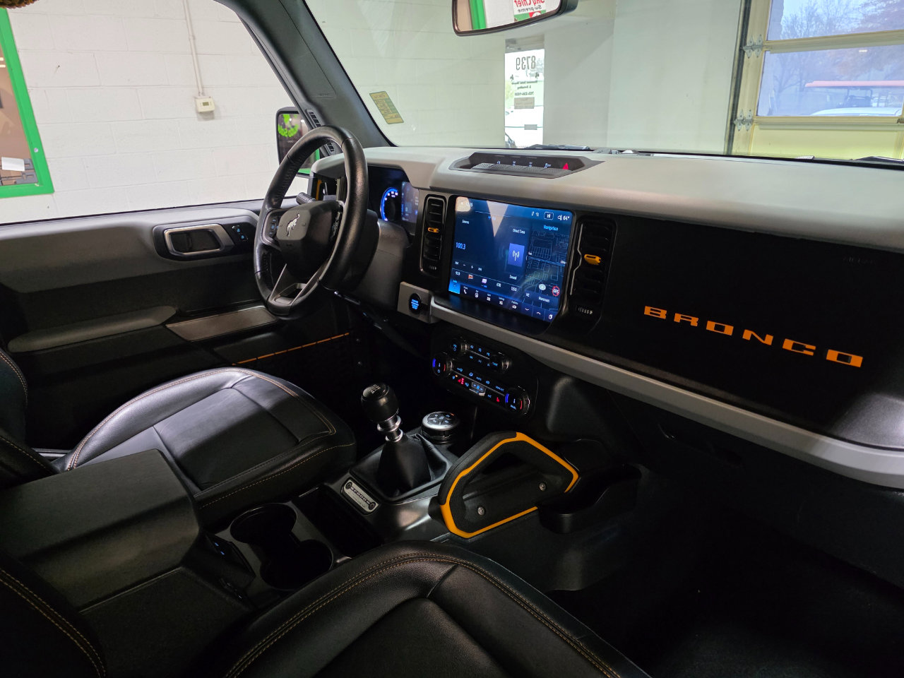 Used 2022 Ford Bronco Badlands image 23