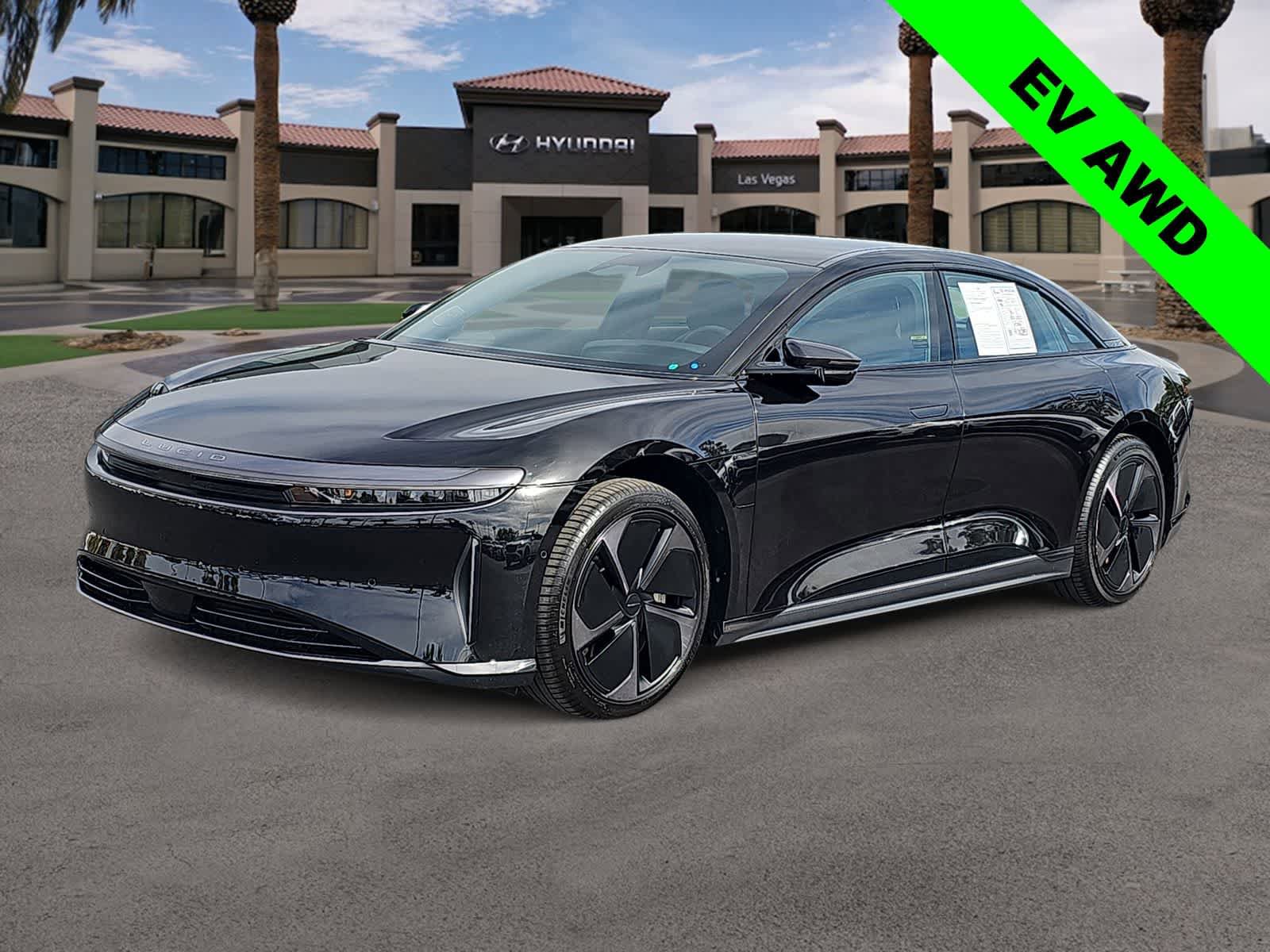 Used 2024 Lucid Air Touring image 4
