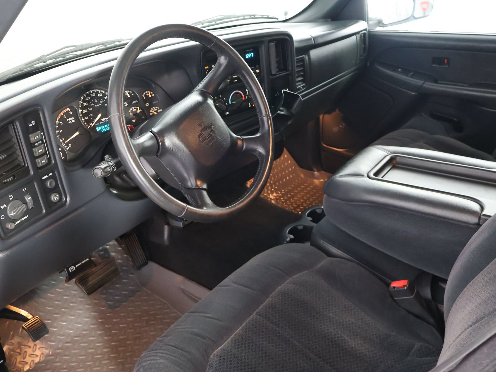 Used 2002 Chevrolet Silverado 2500 LS w/ Electrical Convenience Pkg AWD/4WD image 19