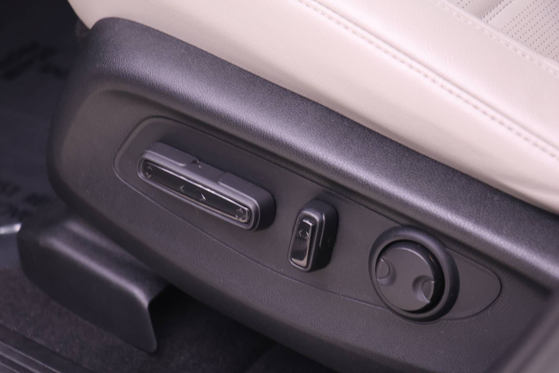 Certified 2023 Honda CR-V EX-L image 15