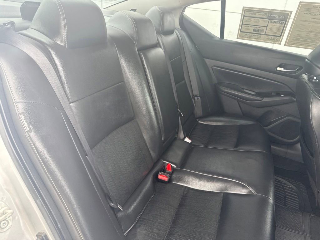 Used 2021 Nissan Altima 2.5 Platinum AWD/4WD image 28
