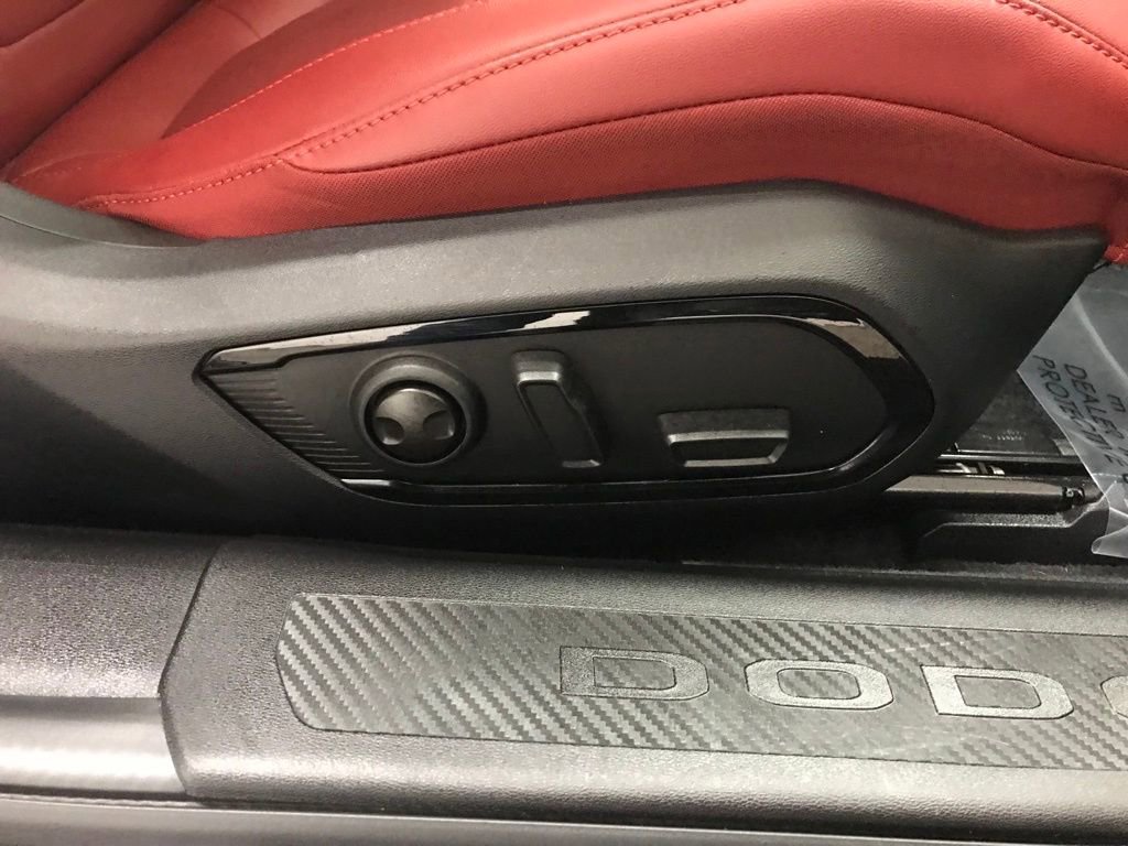 Used 2024 Dodge Charger R/T w/ Plus Group image 31