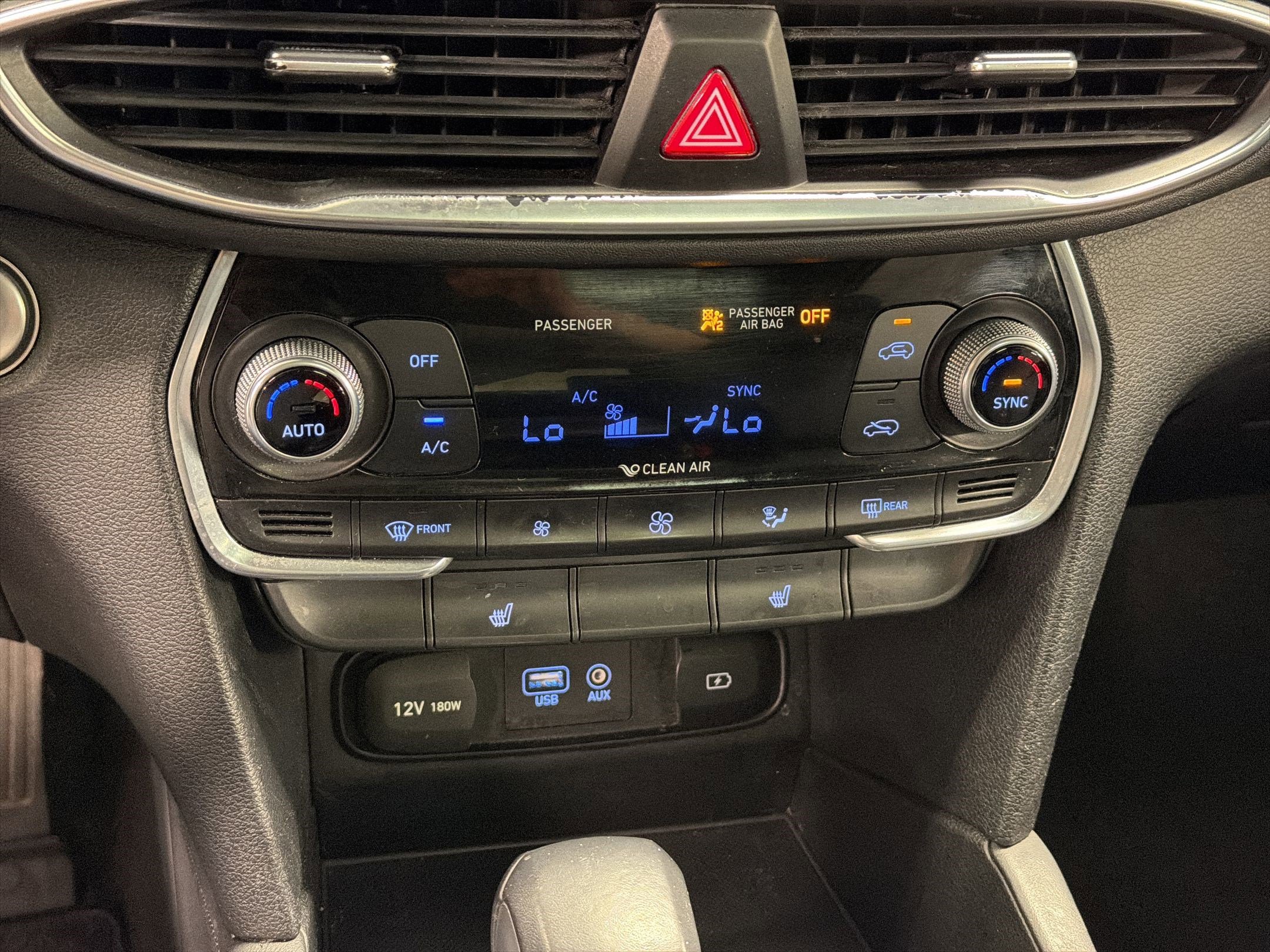 Used 2019 Hyundai Santa Fe Limited image 23