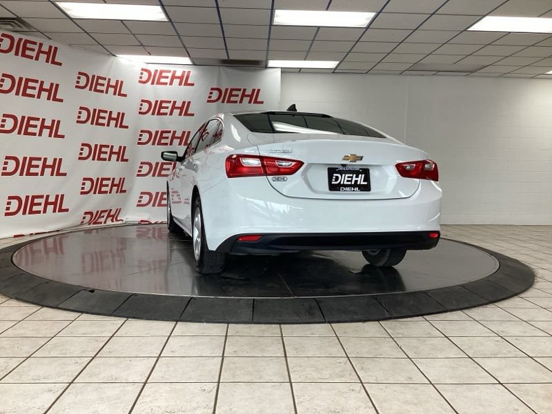 Used 2018 Chevrolet Malibu LS FWD image 5