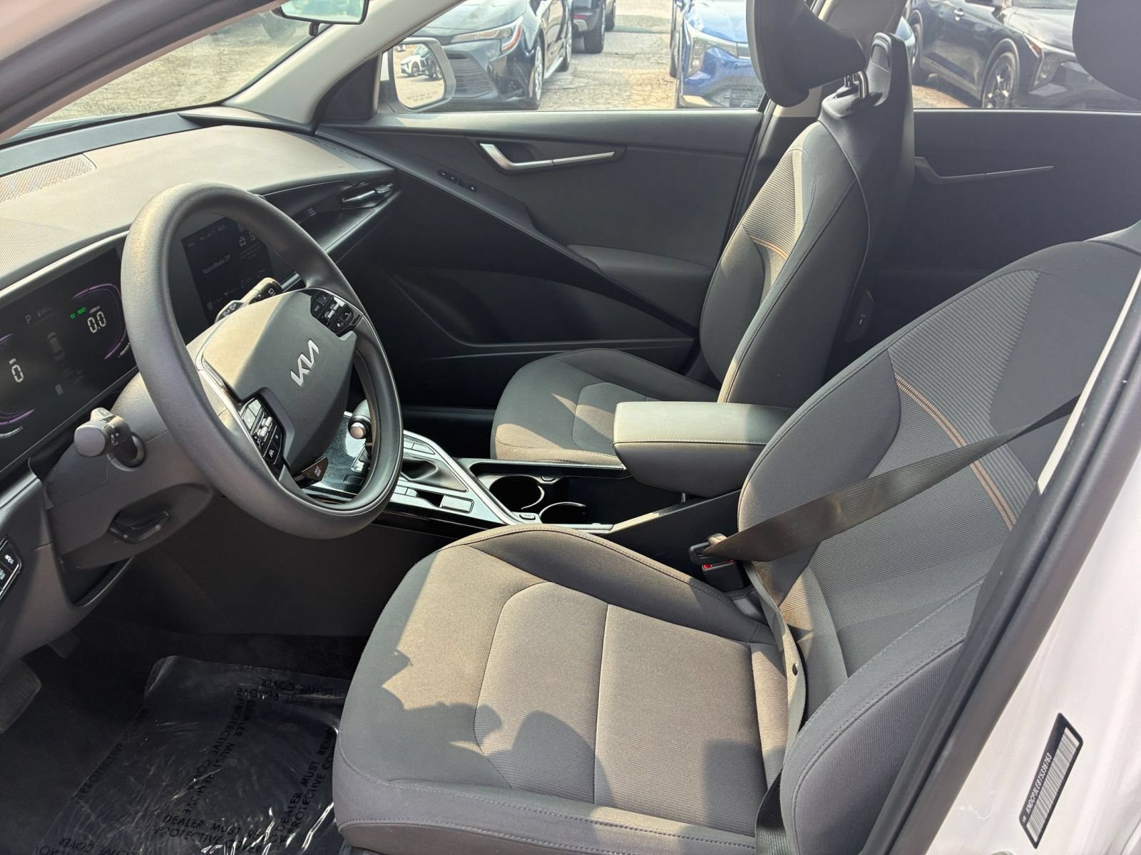 Used 2026 Kia Niro LX FWD image 22
