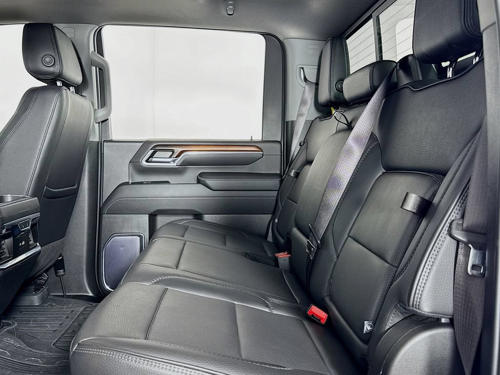 Used 2024 GMC Sierra 2500 Denali w/ Denali Reserve Package AWD/4WD image 13