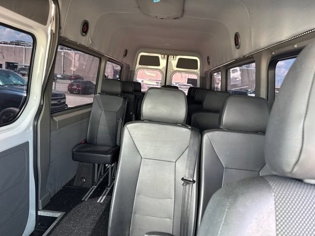 Used 2017 Mercedes-Benz Sprinter 3500 image 10