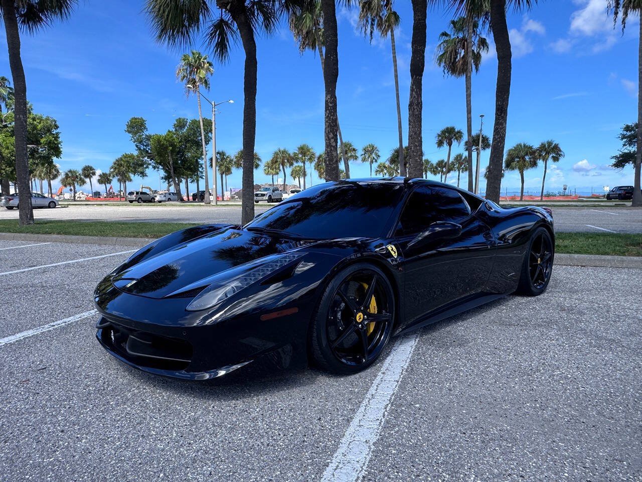 Used 2010 Ferrari 458 Italia Coupe RWD image 12