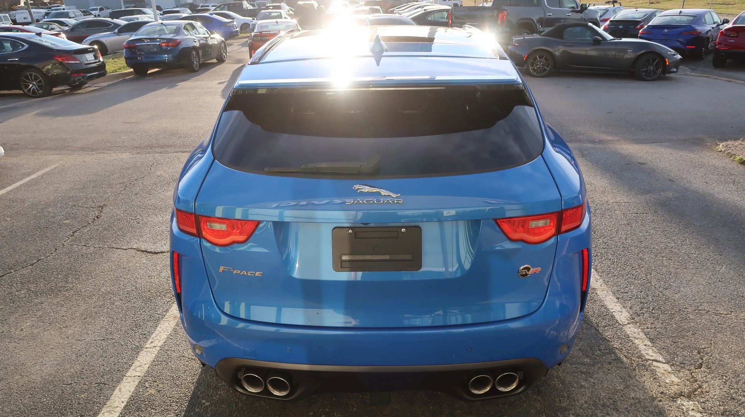 Used 2019 Jaguar F-PACE SVR AWD/4WD image 11