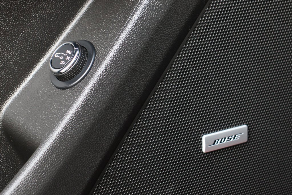 Used 2023 Chevrolet Traverse RS image 20