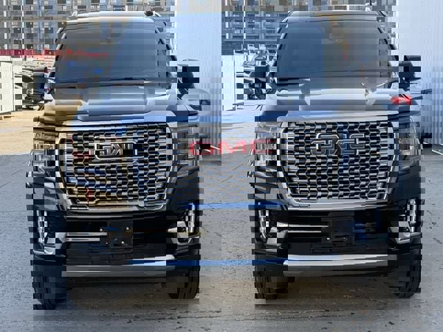 Used 2022 GMC Yukon XL Denali image 8