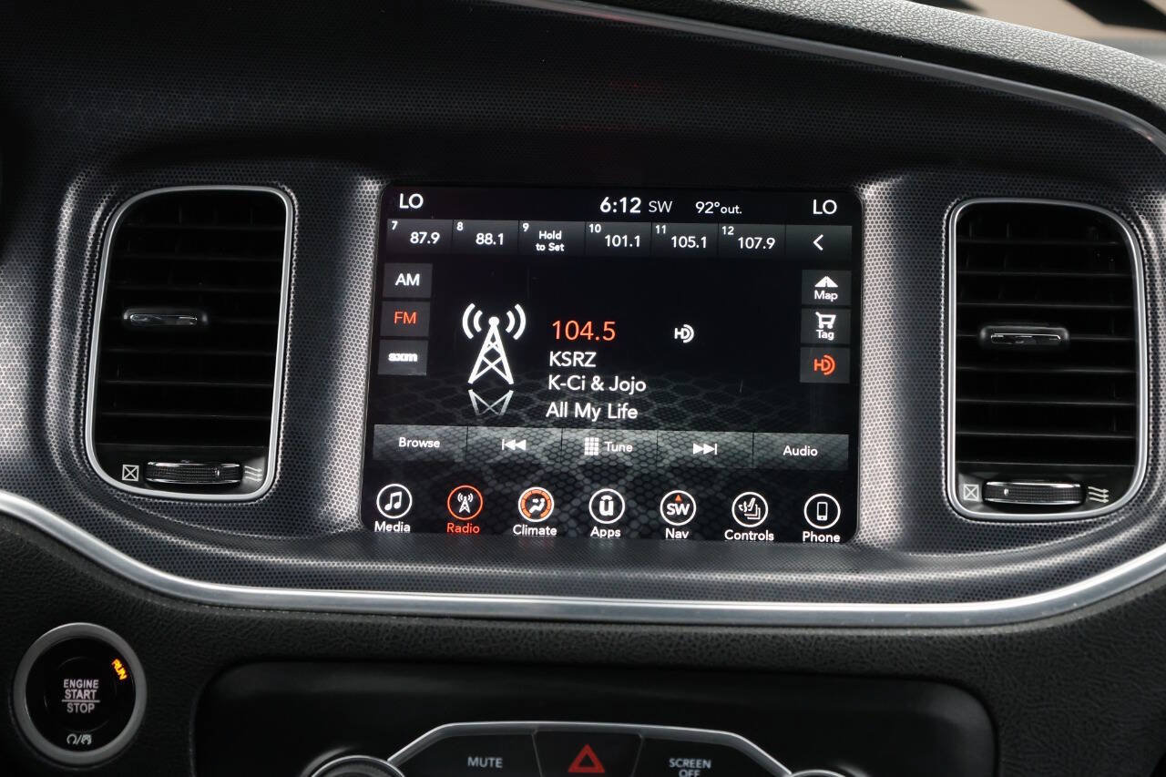 Used 2017 Dodge Charger R/T Scat Pack w/ Beats Audio Group RWD image 20