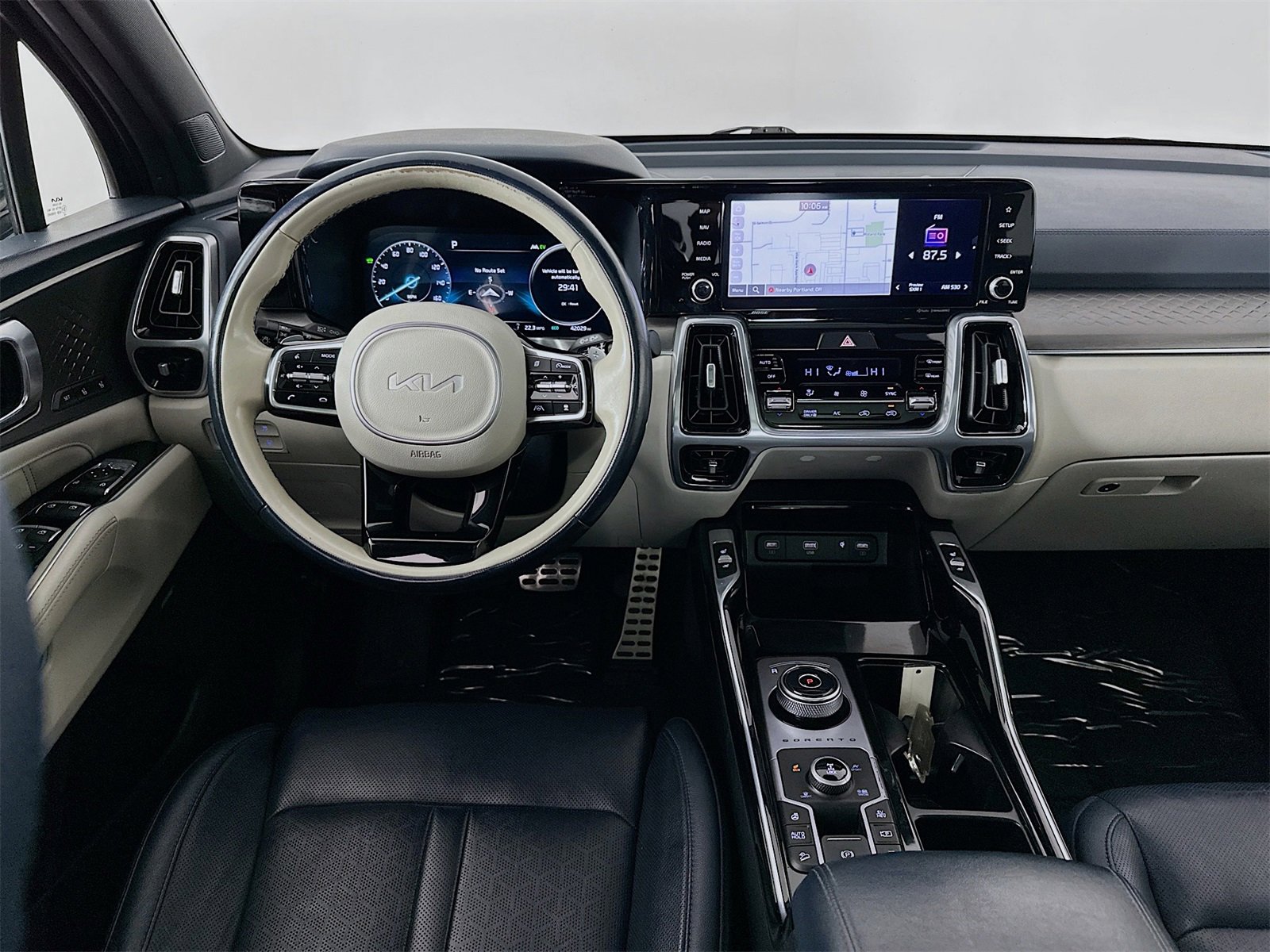 Used 2023 Kia Sorento SX Prestige image 24