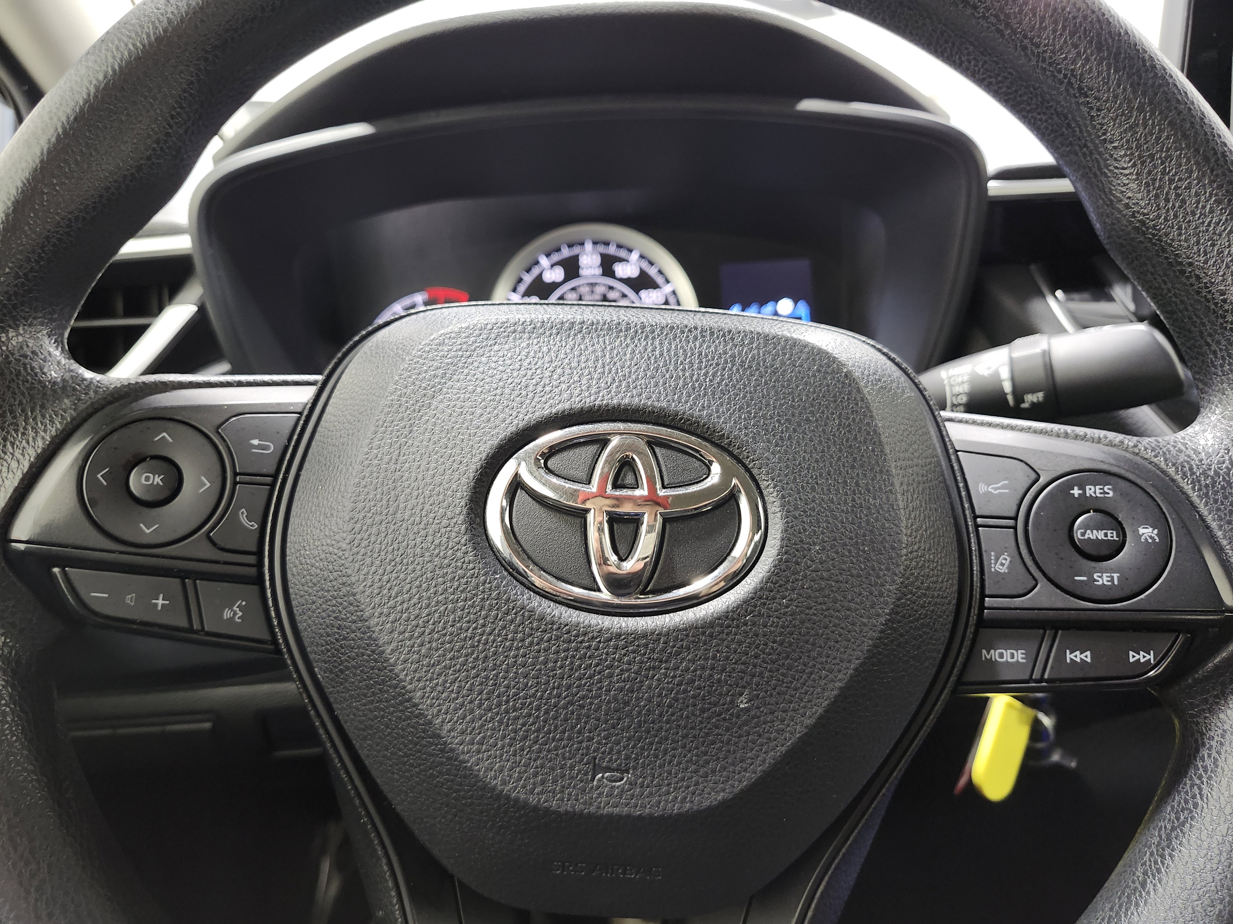 Used 2022 Toyota Corolla LE FWD image 24