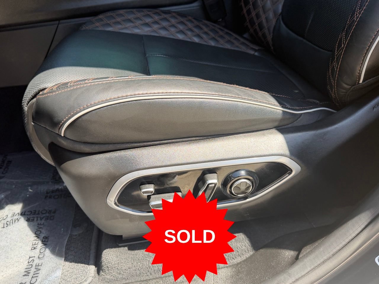 Used 2025 Jeep Grand Cherokee Summit w/ Obsidian Package AWD/4WD image 37