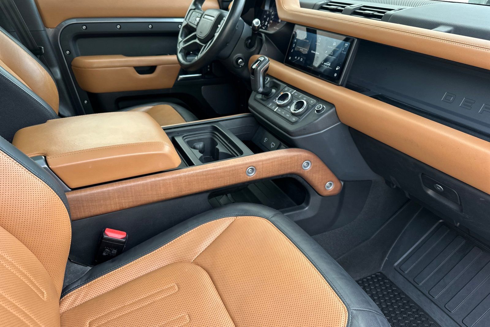 Used 2020 Land Rover Defender 110 X AWD/4WD image 18