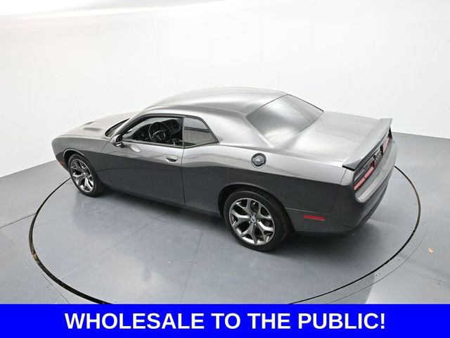 Used 2017 Dodge Challenger SXT RWD image 22
