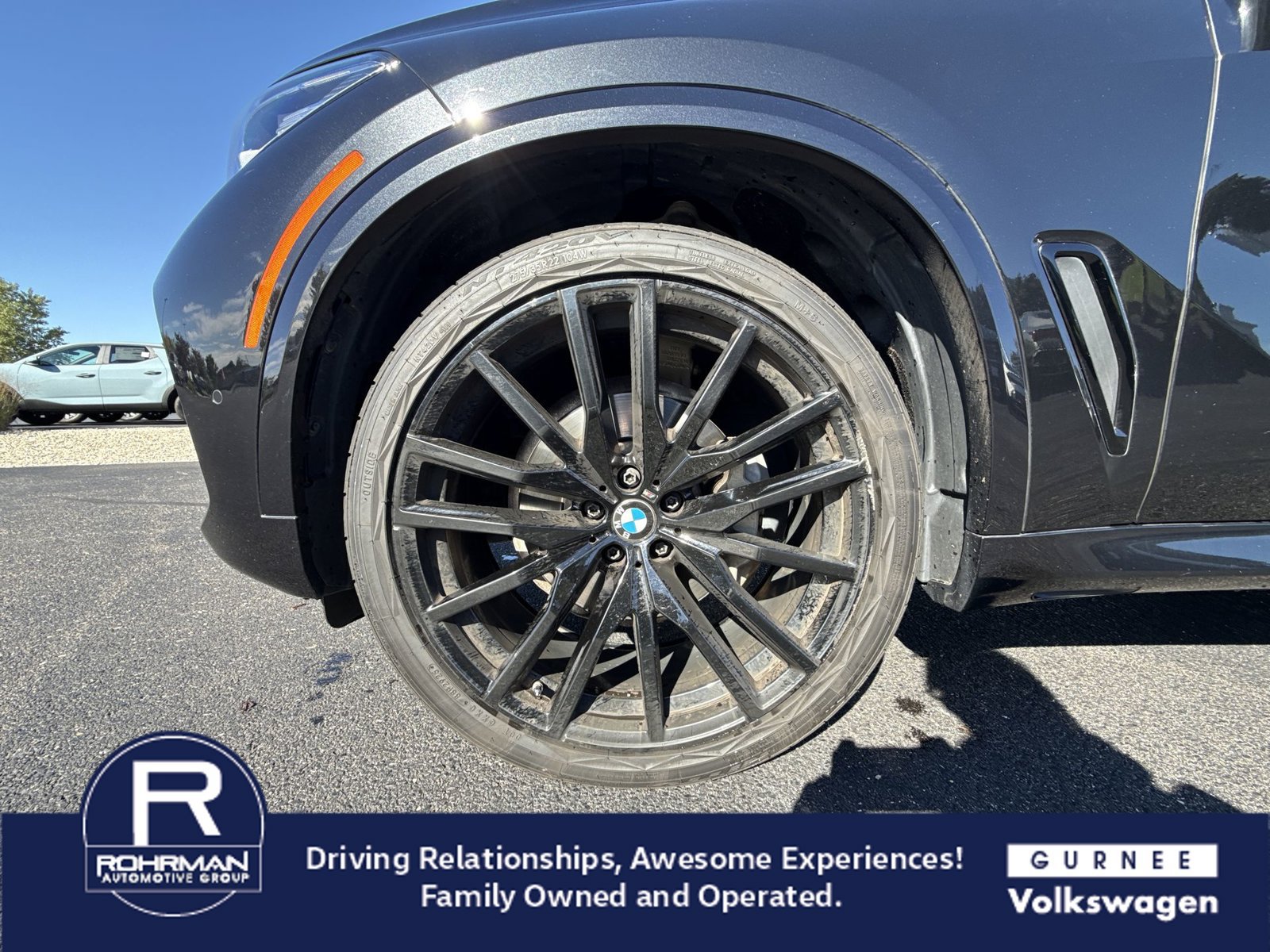 Used 2023 BMW X5 xDrive40i w/ M Sport Package AWD/4WD image 12
