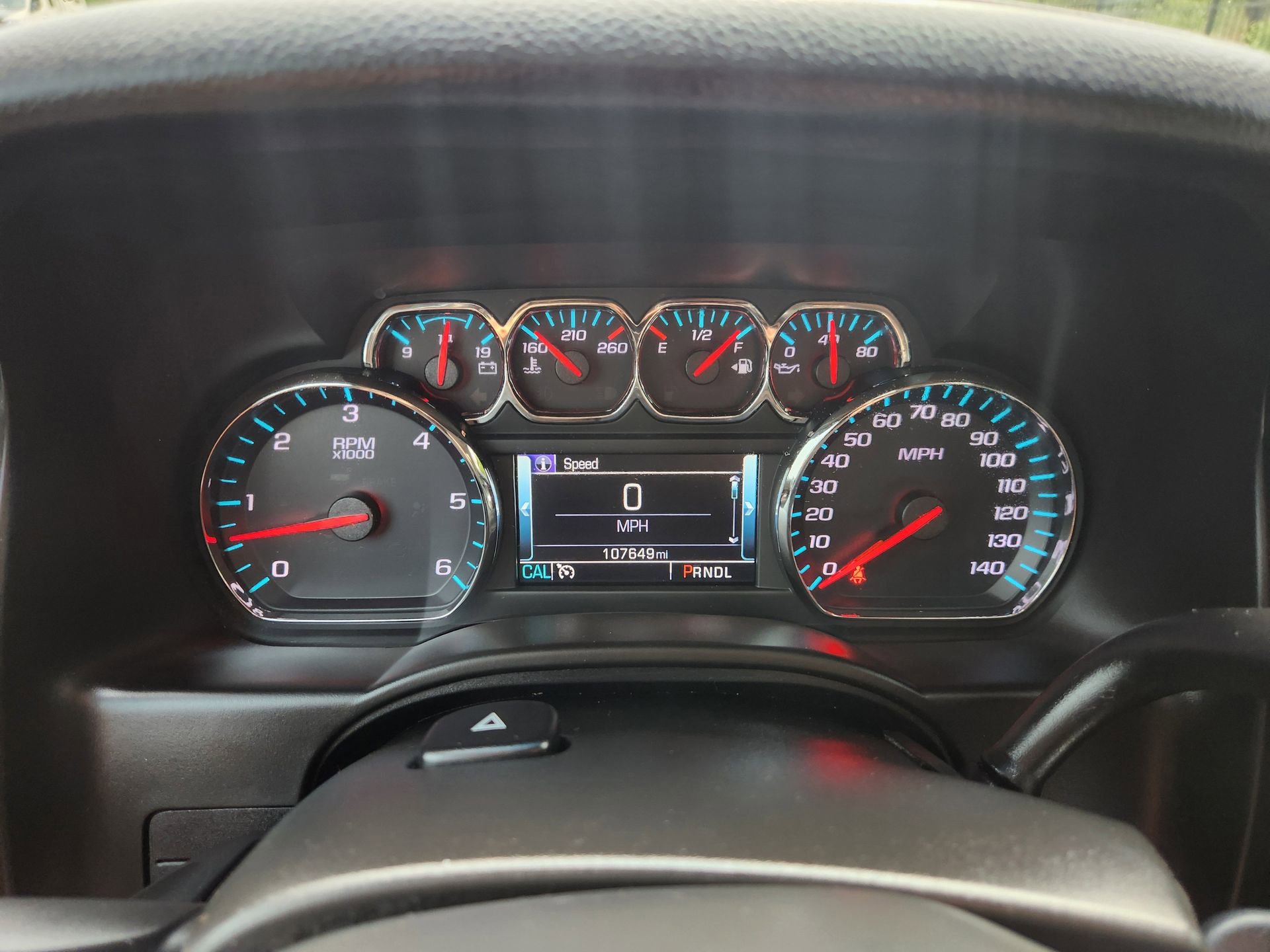 Used 2018 Chevrolet Suburban LT AWD/4WD image 17