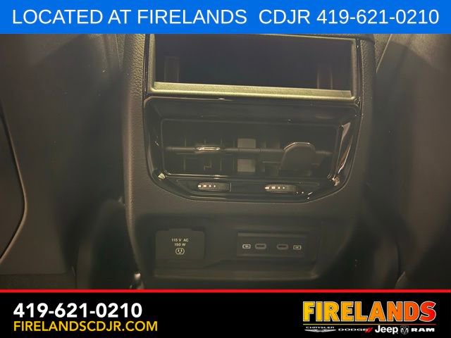 New 2026 Jeep Grand Cherokee Altitude AWD/4WD image 20