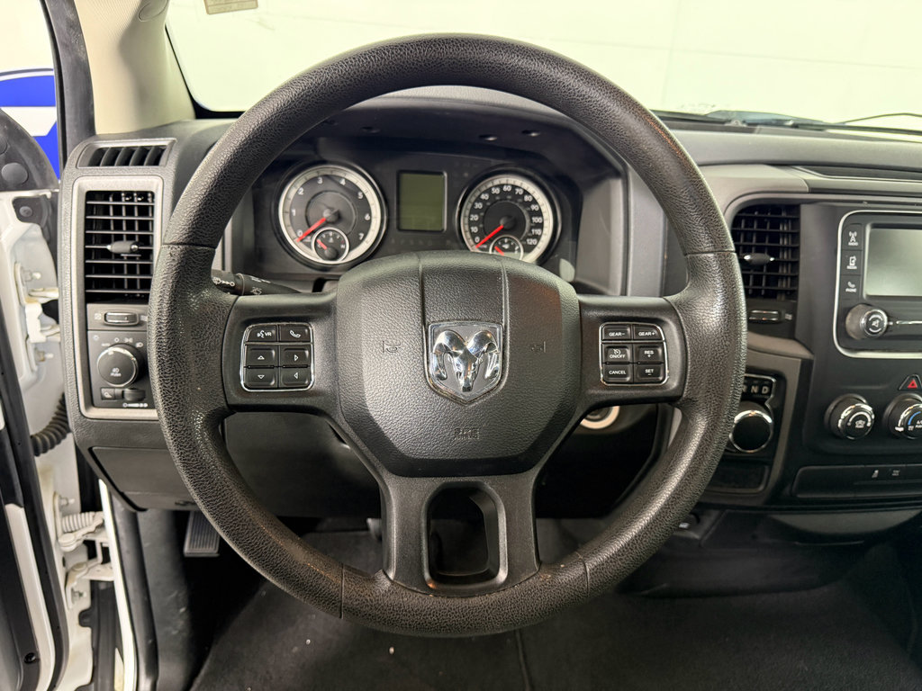 Used 2017 RAM 1500 Express image 24