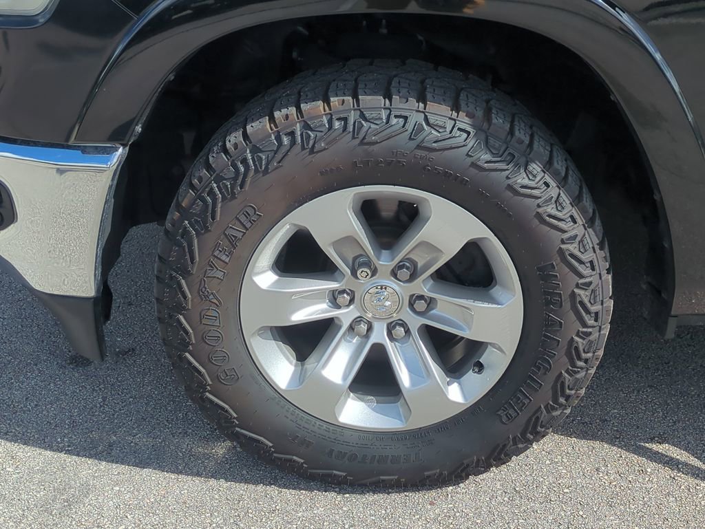 Used 2020 RAM 1500 Laramie AWD/4WD image 12