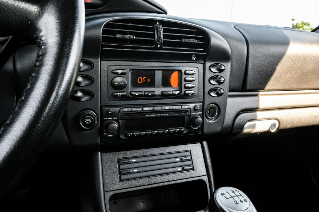 Used 2003 Porsche Boxster S RWD image 18