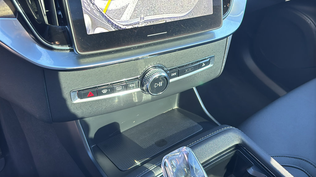 Certified 2026 Volvo XC90 B6 Plus AWD/4WD image 22