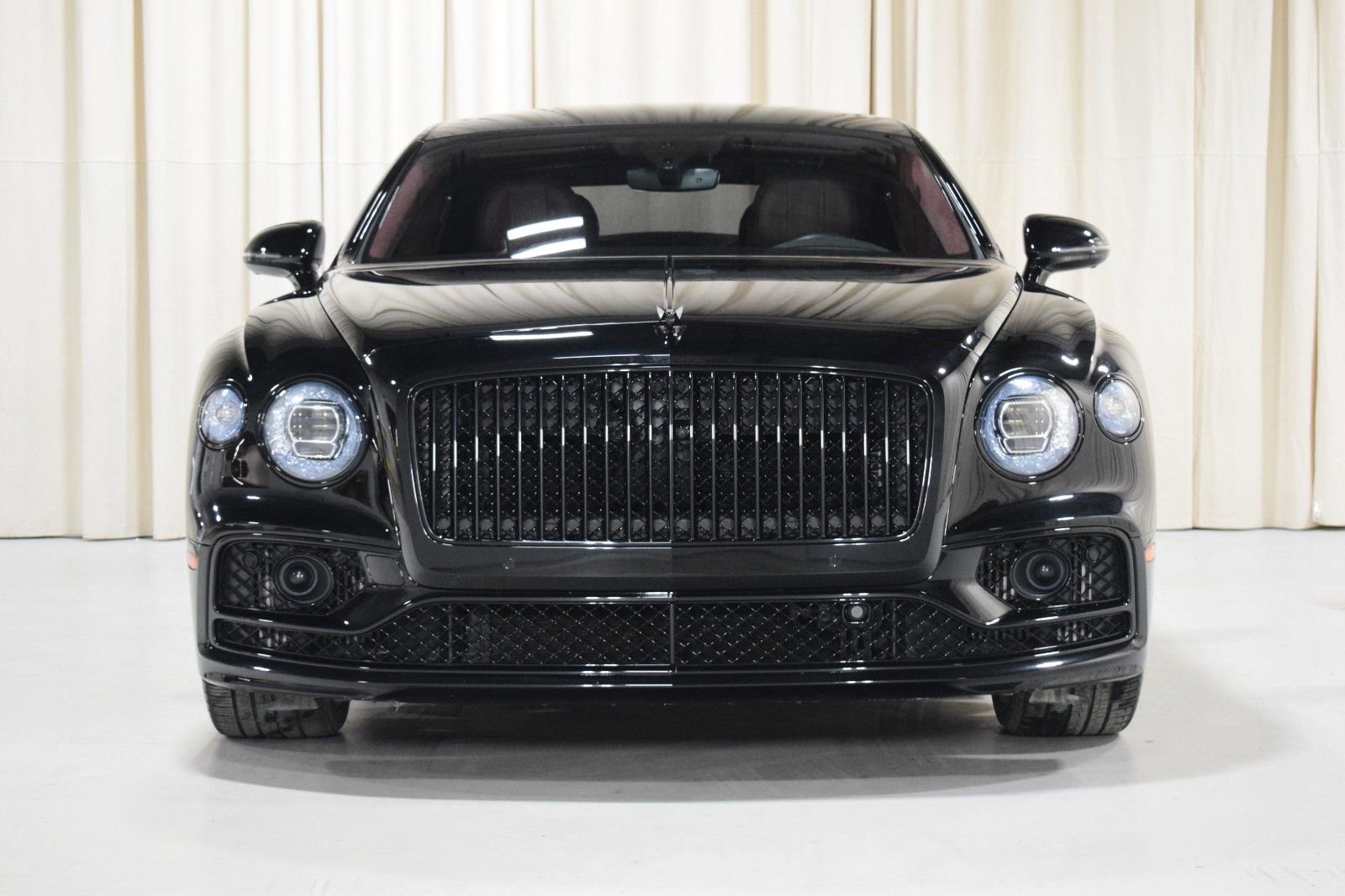 Certified 2023 Bentley Flying Spur Azure image 11