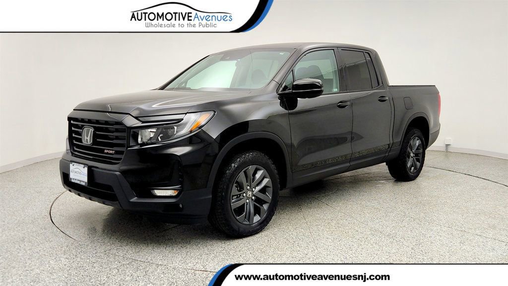 Used 2023 Honda Ridgeline Sport image 1
