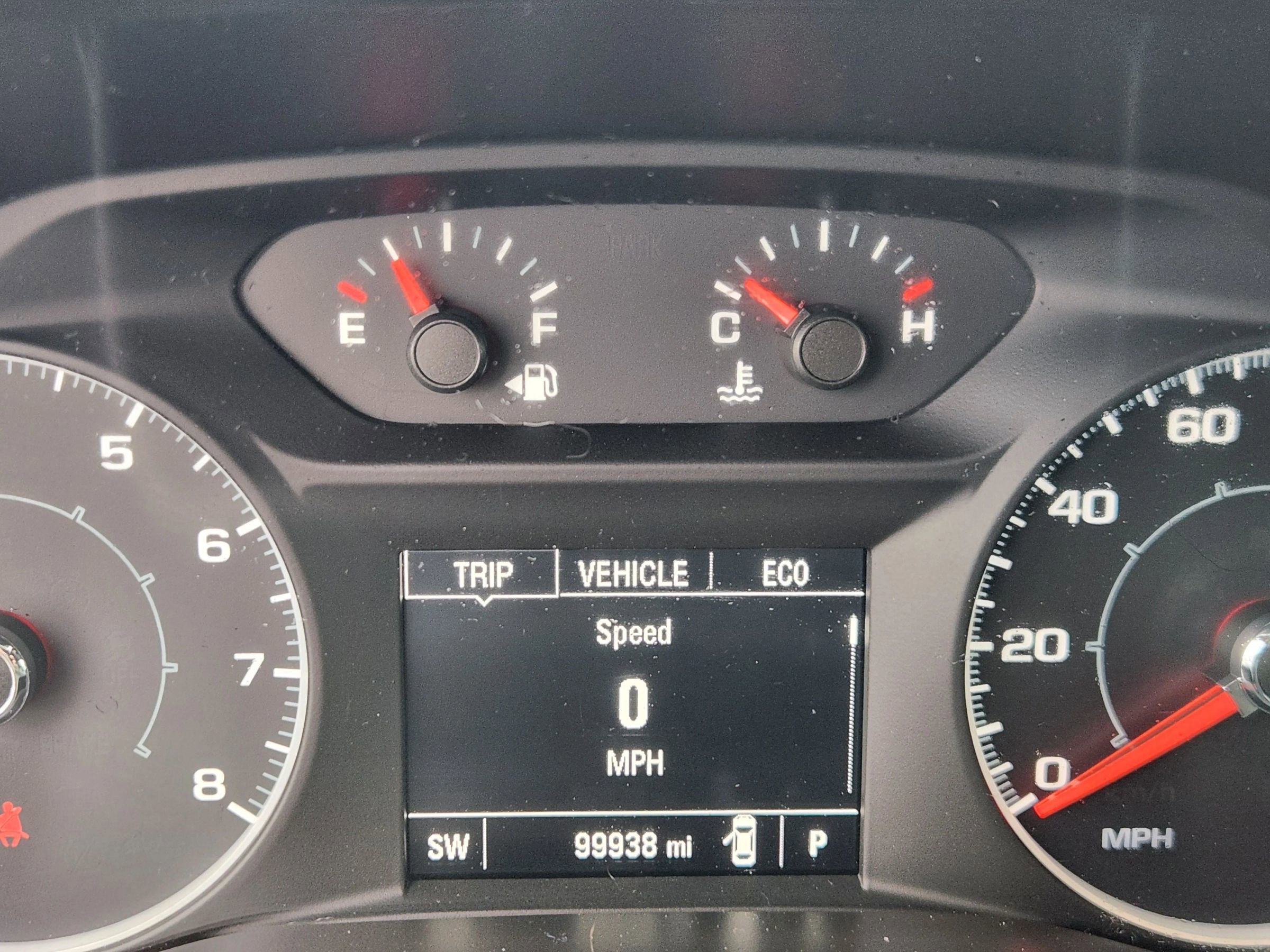 Used 2017 GMC Acadia SLE image 29