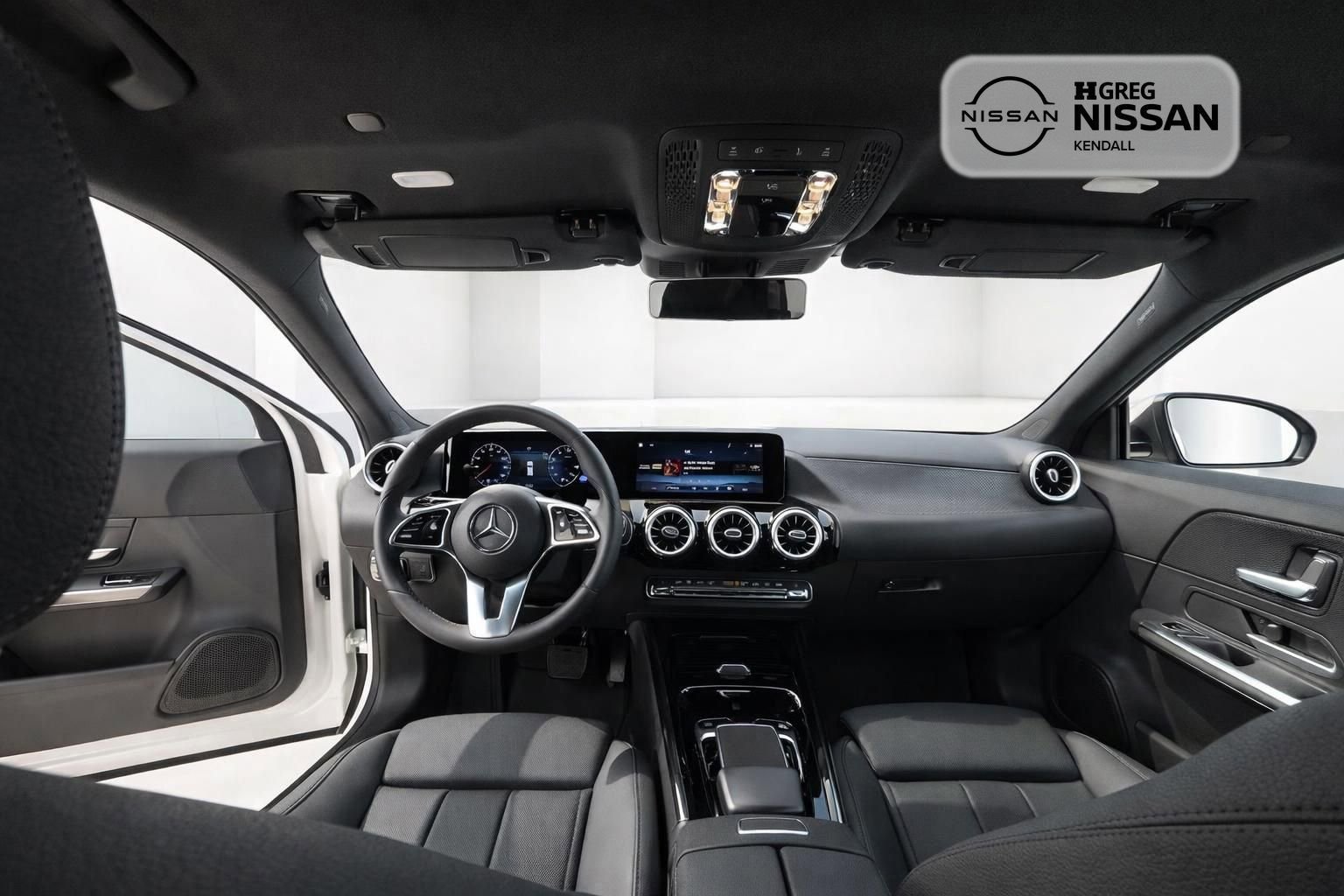 Used 2025 Mercedes-Benz GLA 250 4MATIC image 7