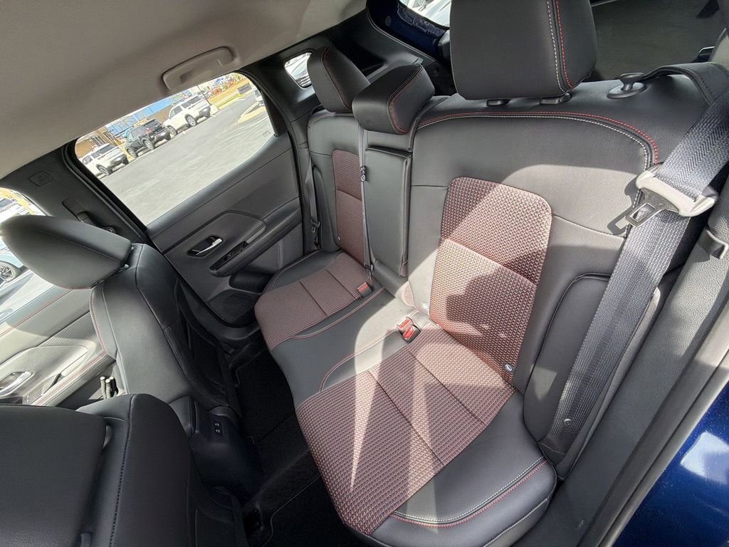 New 2026 Nissan Kicks SR w/ Cold Weather Package AWD/4WD image 21