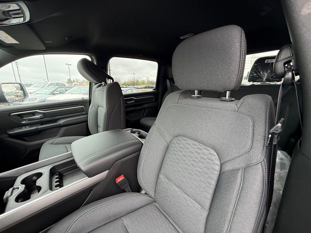 New 2026 RAM 1500 Big Horn w/ Night Edition AWD/4WD image 13