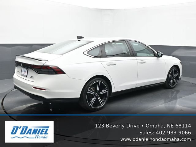 Used 2023 Honda Accord Sport image 6