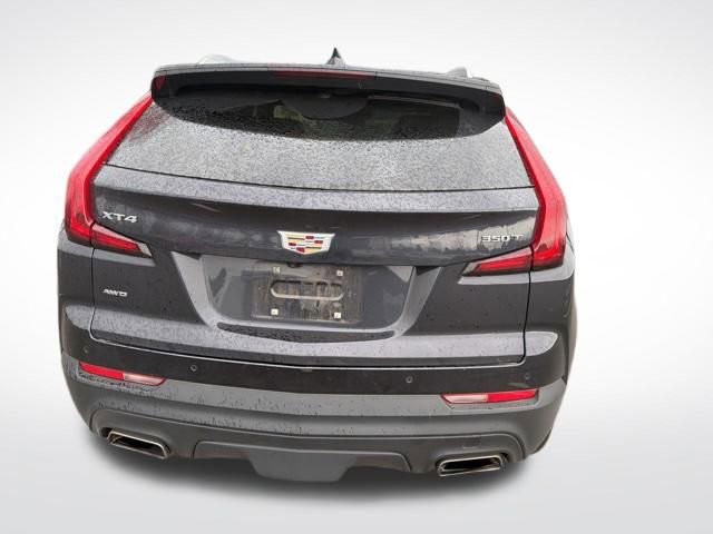 Used 2023 Cadillac XT4 Luxury w/ Cold Weather Package image 9