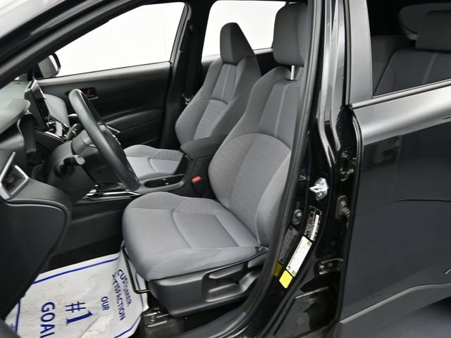 Used 2023 Toyota Corolla Cross S image 12