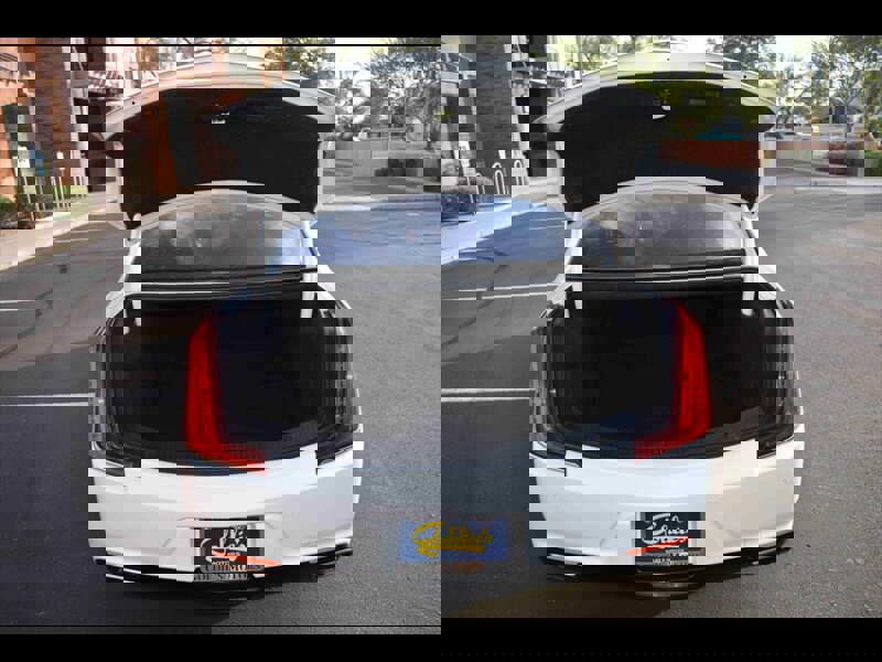 Used 2019 Cadillac XTS Luxury image 21