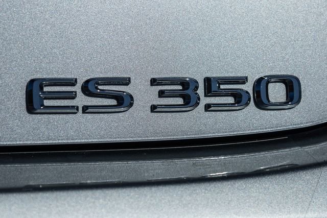 Used 2024 Lexus ES 350 Luxury image 5