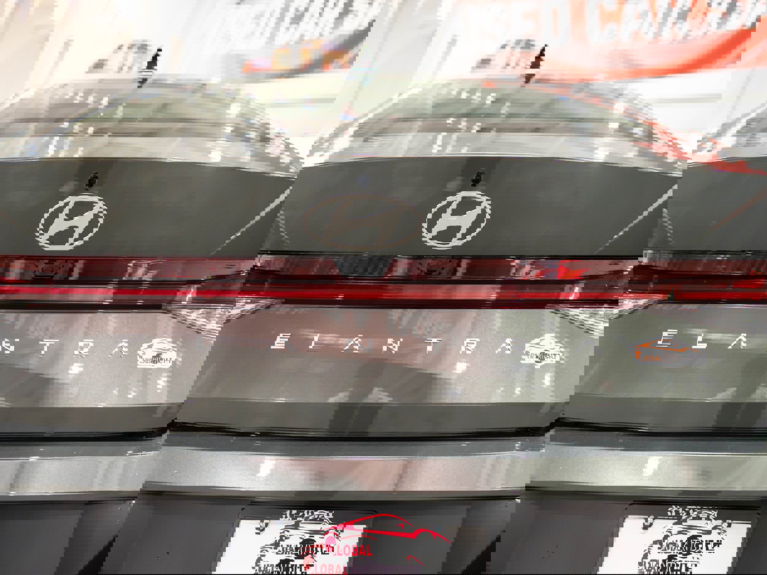 Used 2025 Hyundai Elantra SEL image 43