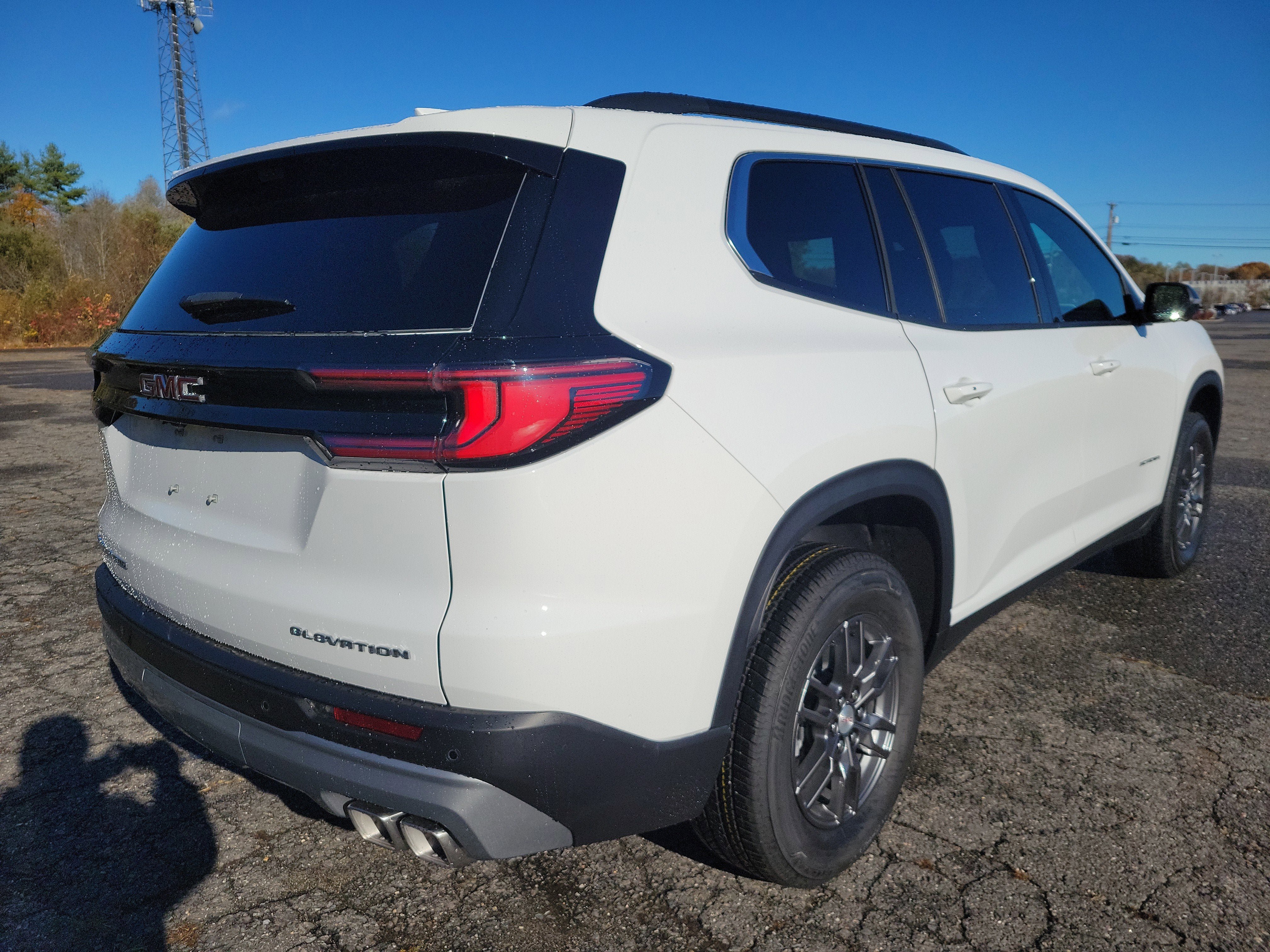 New 2026 GMC Acadia Elevation w/ LPO, Floor Liner Package AWD/4WD image 7
