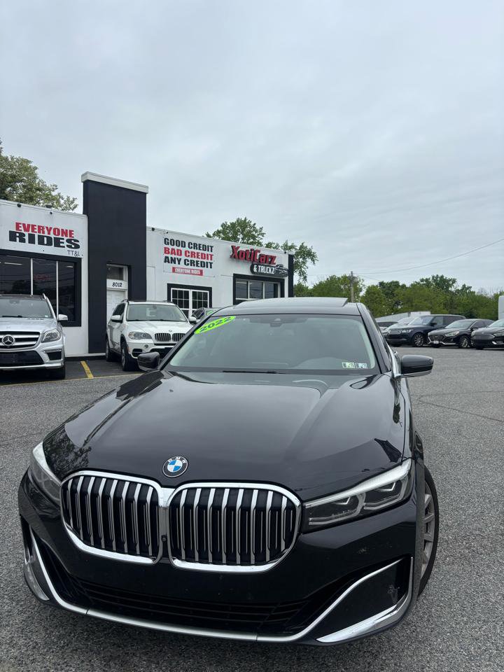 Used 2022 BMW 740i RWD image 3